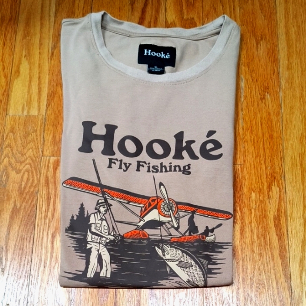 Hooké Short Sleeve Tee with Fly Fishing Graphic